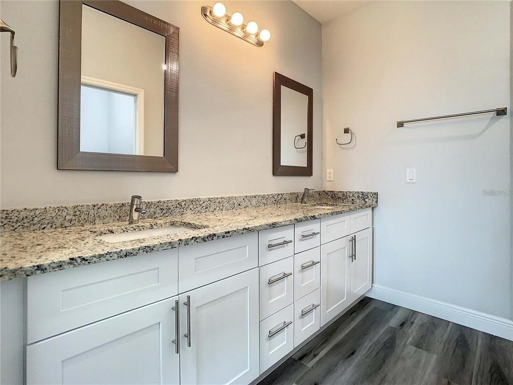 15504 Greenwood Avenue - Photo 7