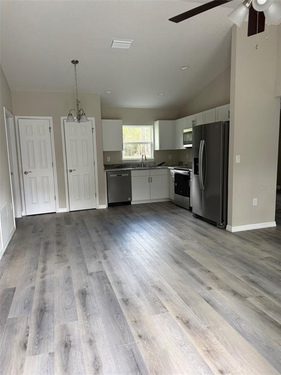 9545 N Travis Drive - Photo 2