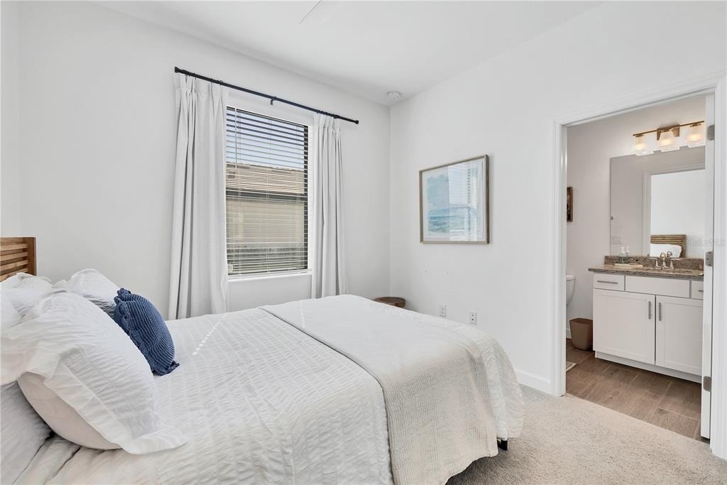 15716 Barefoot Beach Drive - Photo 18
