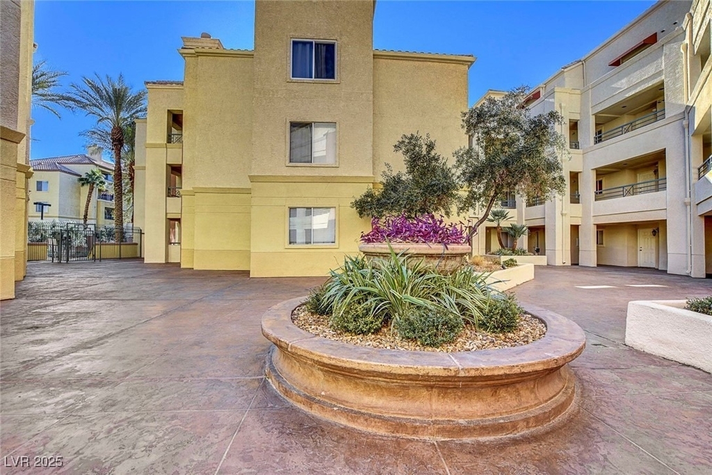 260 E Flamingo Road - Photo 29