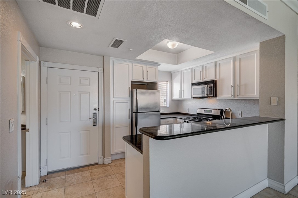 260 E Flamingo Road - Photo 2