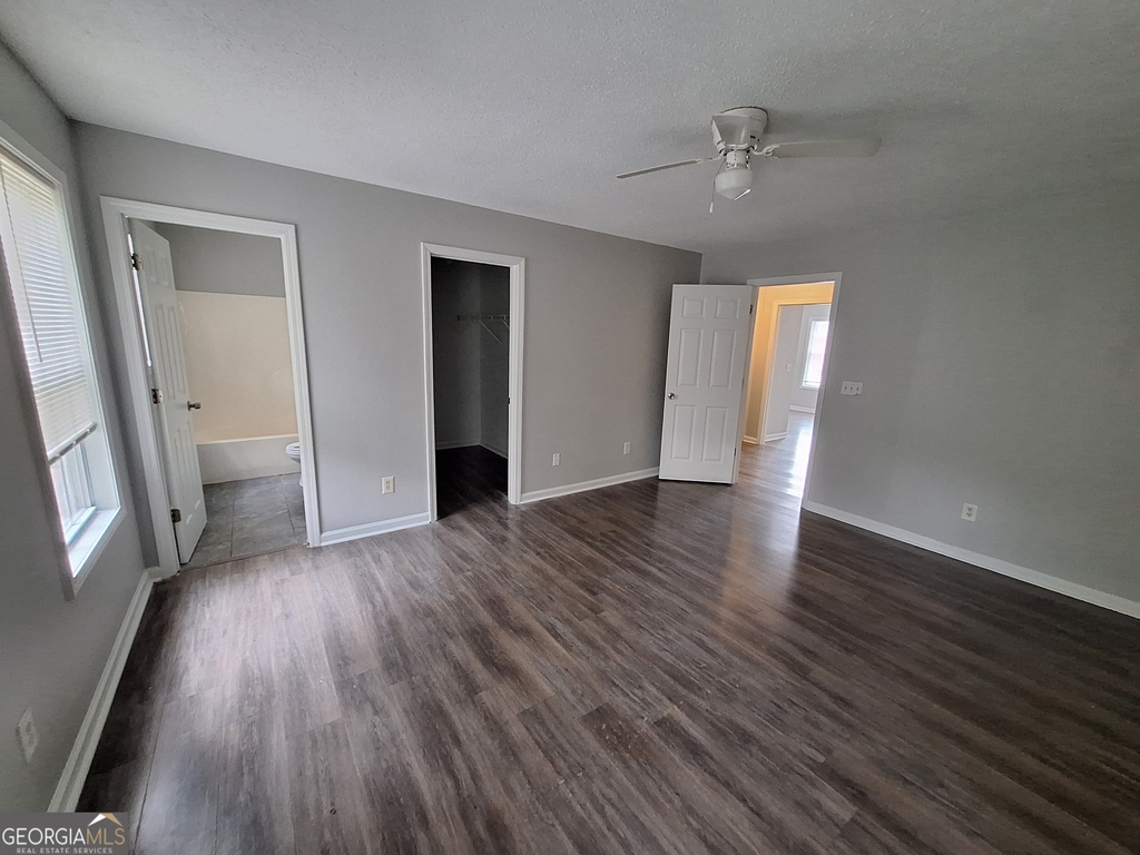 5633 Rutland Drive - Photo 5