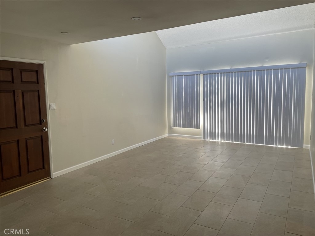 5700 Etiwanda Avenue - Photo 11