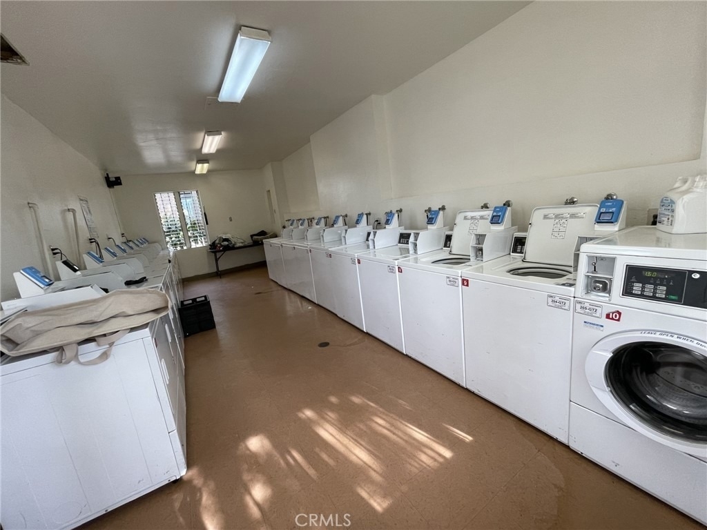 5700 Etiwanda Avenue - Photo 37