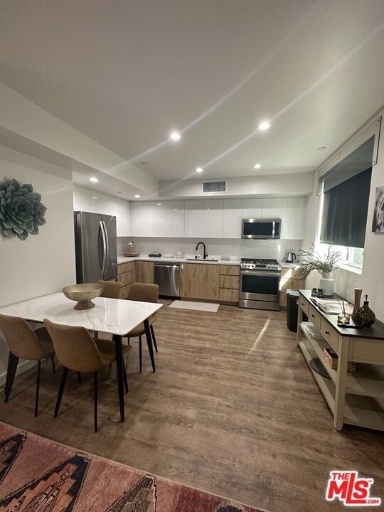 124 S Croft Avenue - Photo 19