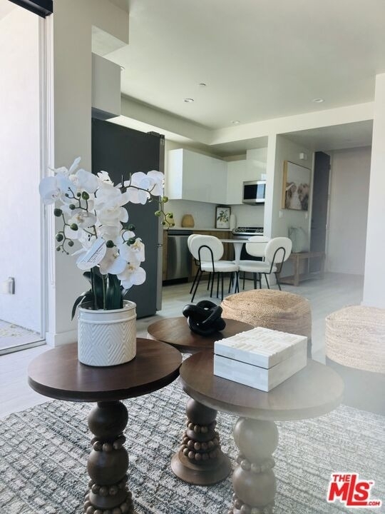 124 S Croft Avenue - Photo 26
