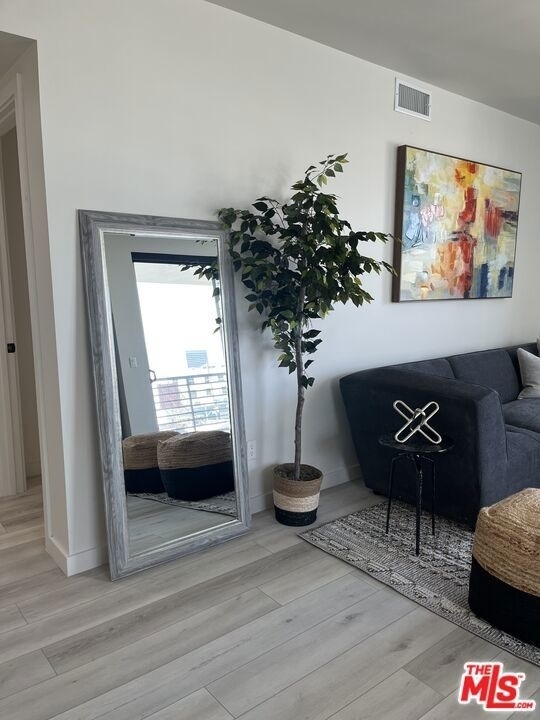 124 S Croft Avenue - Photo 23