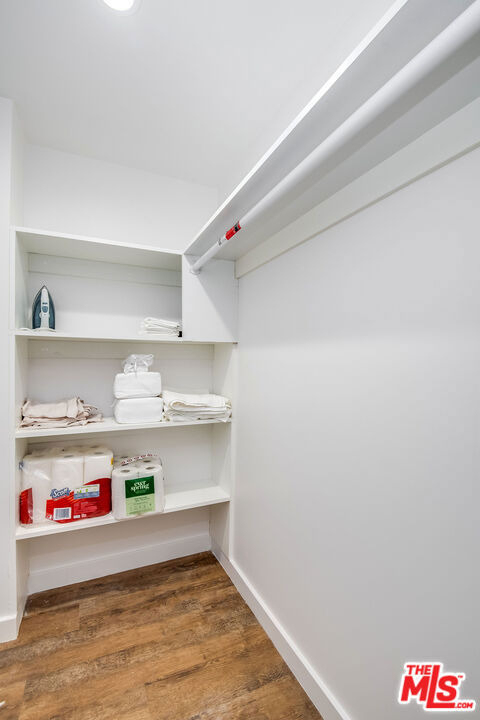 124 S Croft Avenue - Photo 50