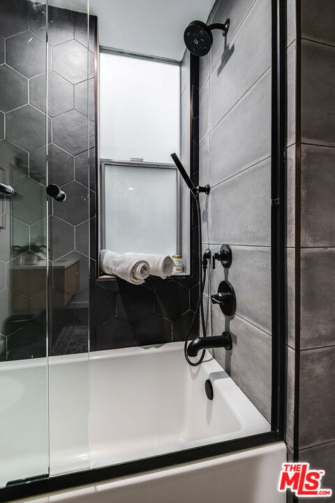 124 S Croft Avenue - Photo 48