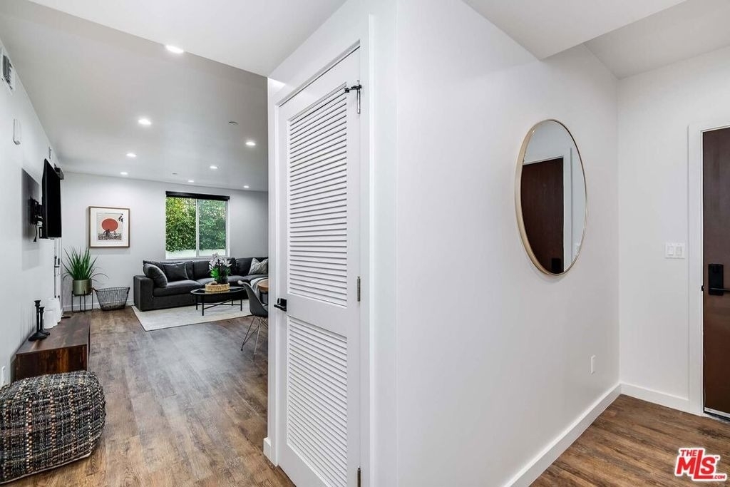 124 S Croft Avenue - Photo 27