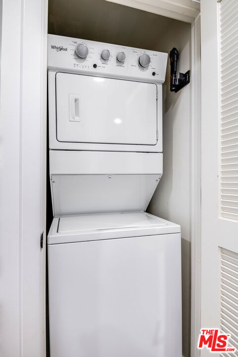 124 S Croft Avenue - Photo 20