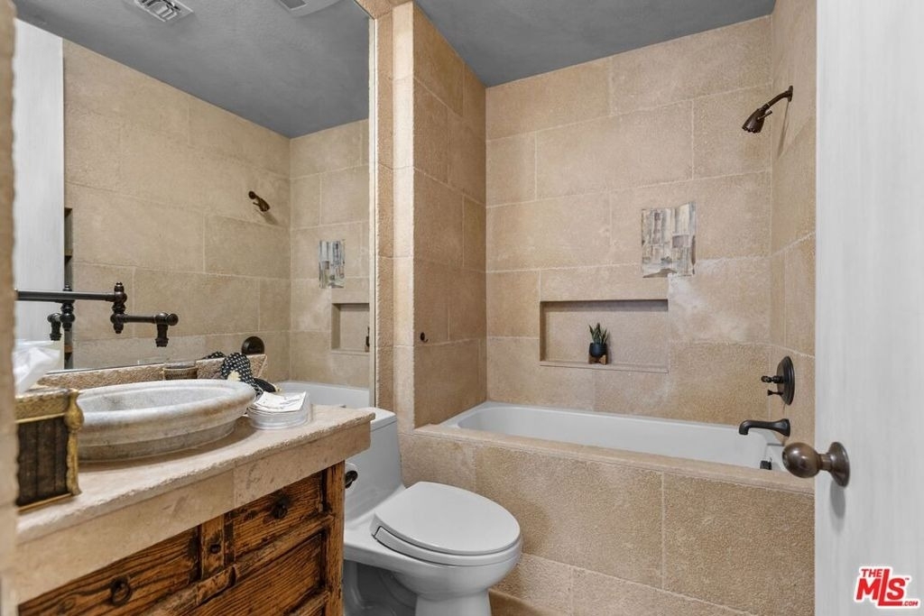 605 N Hillcrest Road - Photo 14