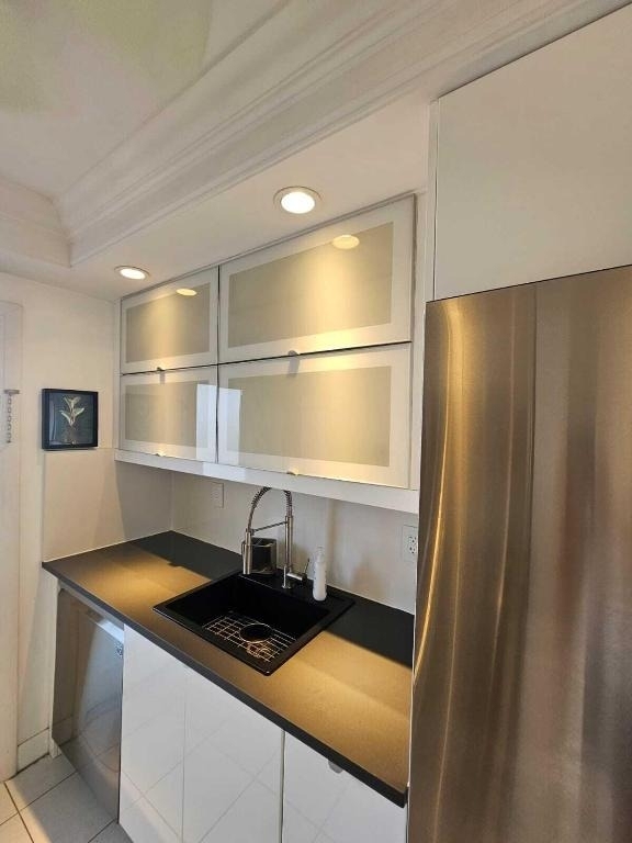 505 N Riverside Drive - Photo 6