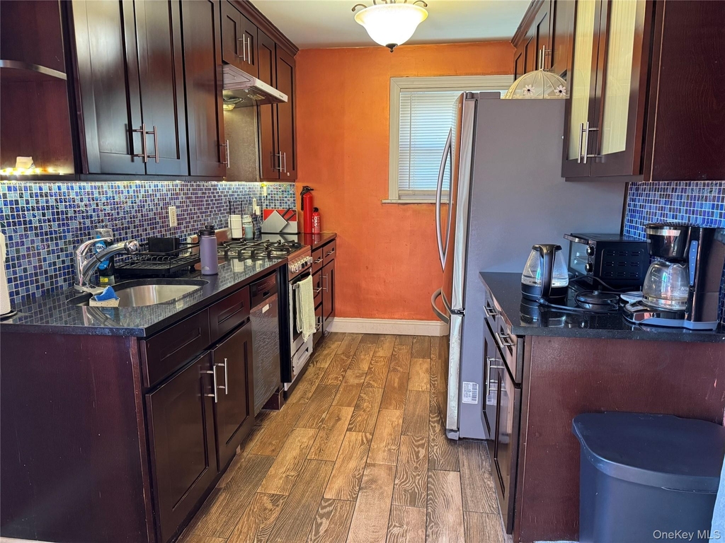26 Parkside Drive - Photo 11