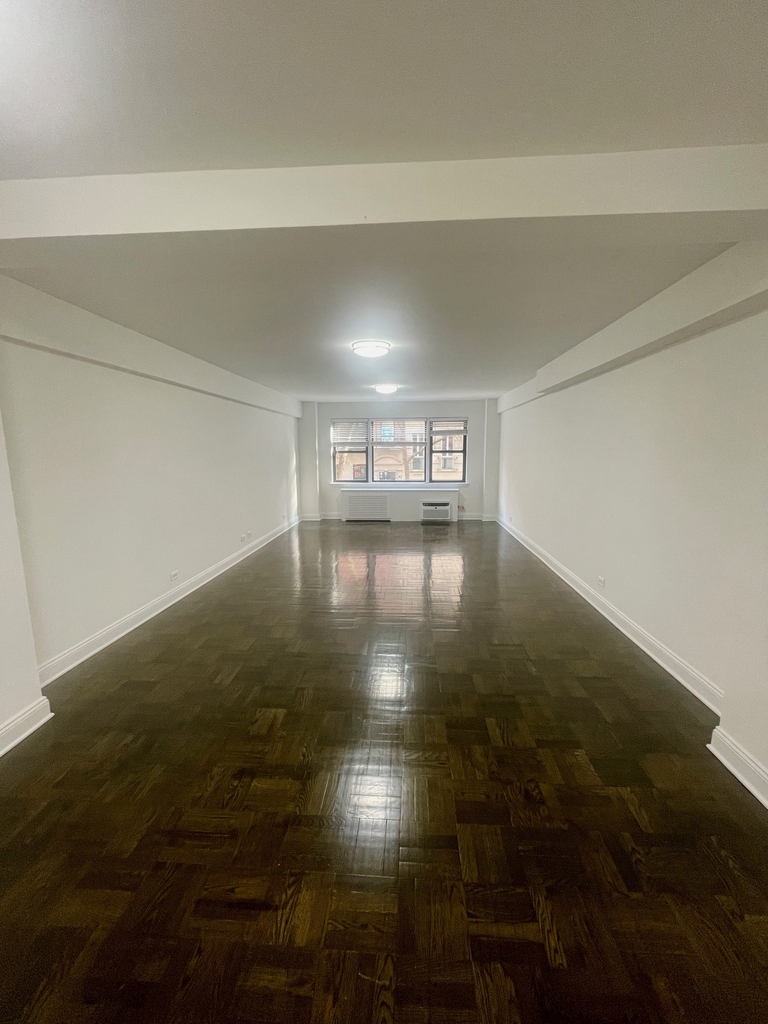 Beekman Place - Photo 8