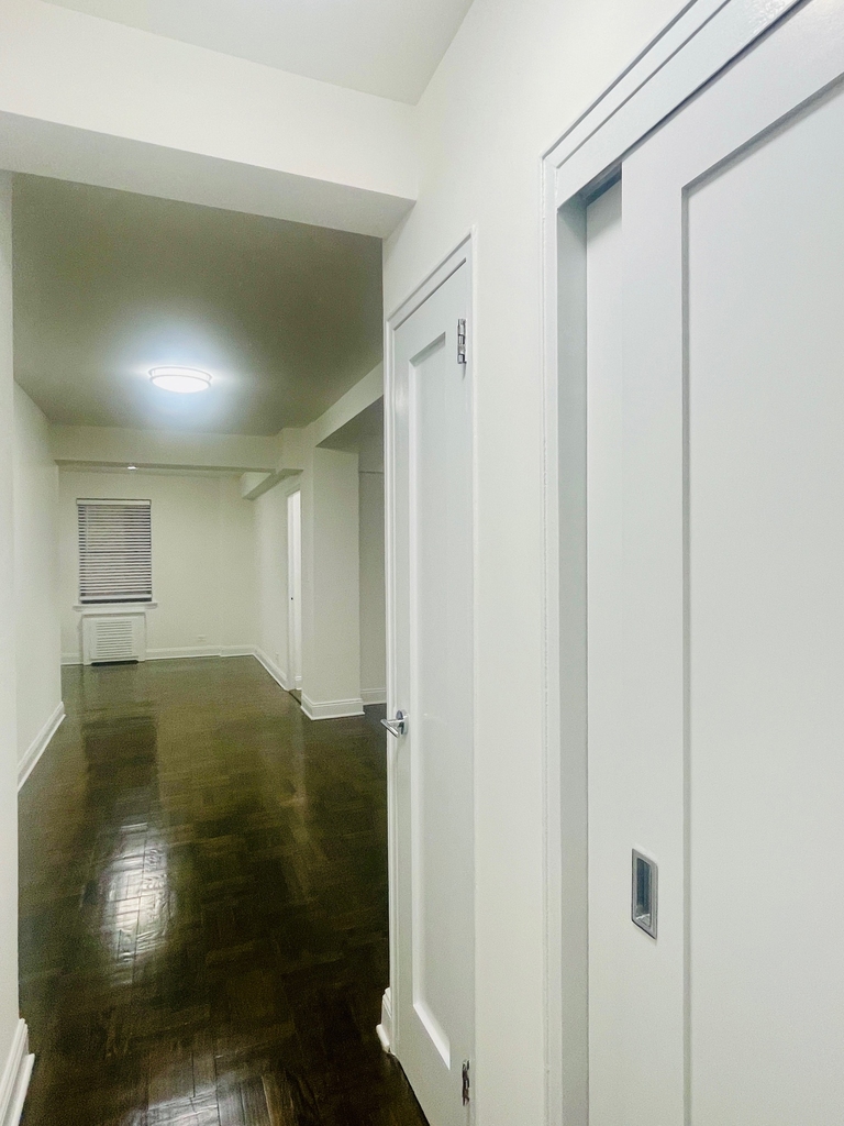 Beekman Place - Photo 11