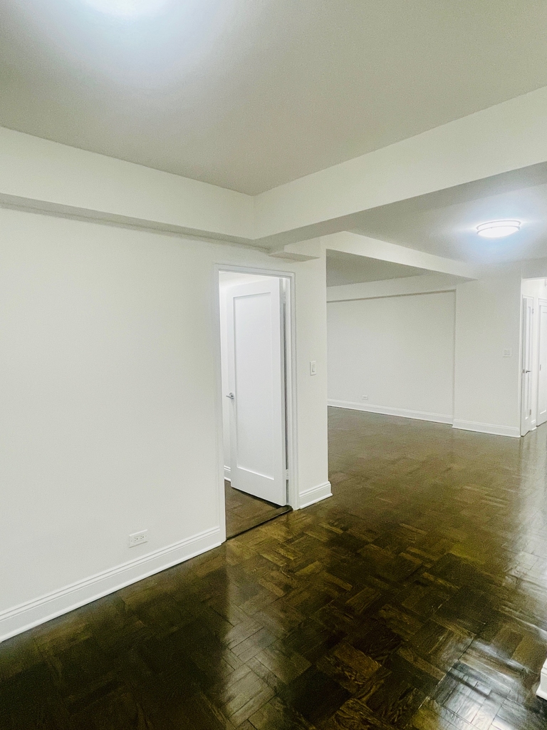 Beekman Place - Photo 10