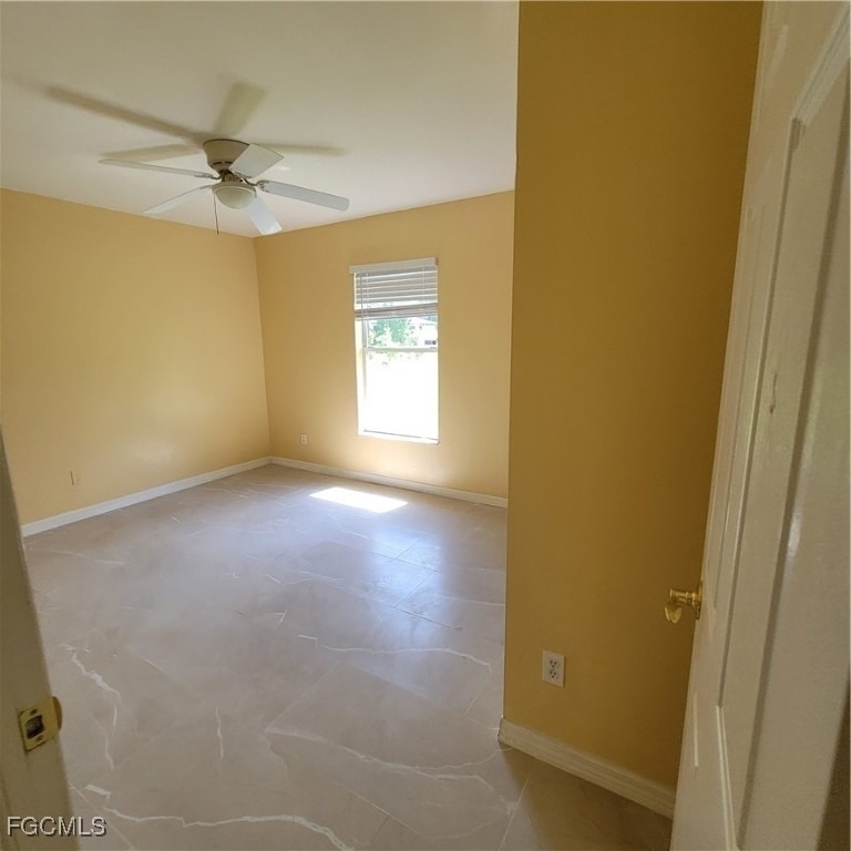 5235 30th Street Sw - Photo 3