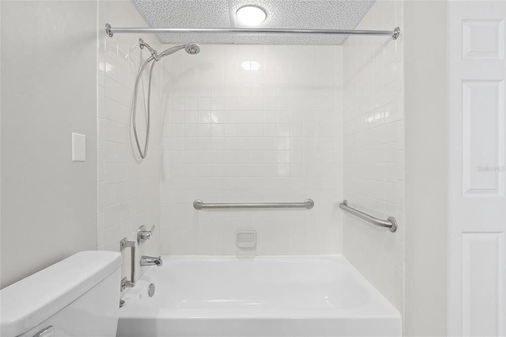 411 1st Avenue N - Photo 13
