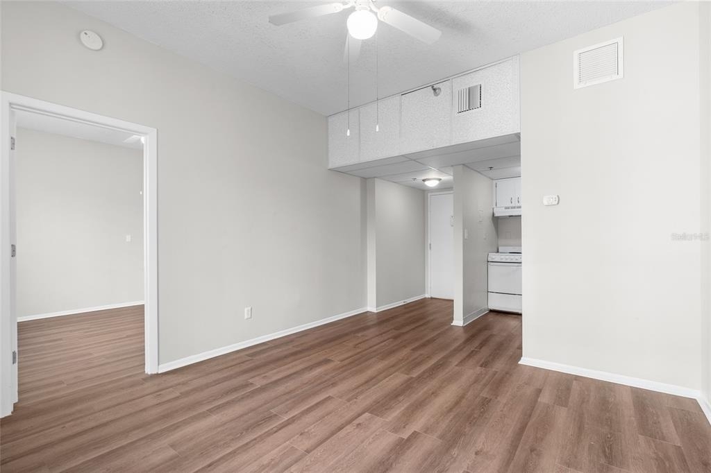 411 1st Avenue N - Photo 7