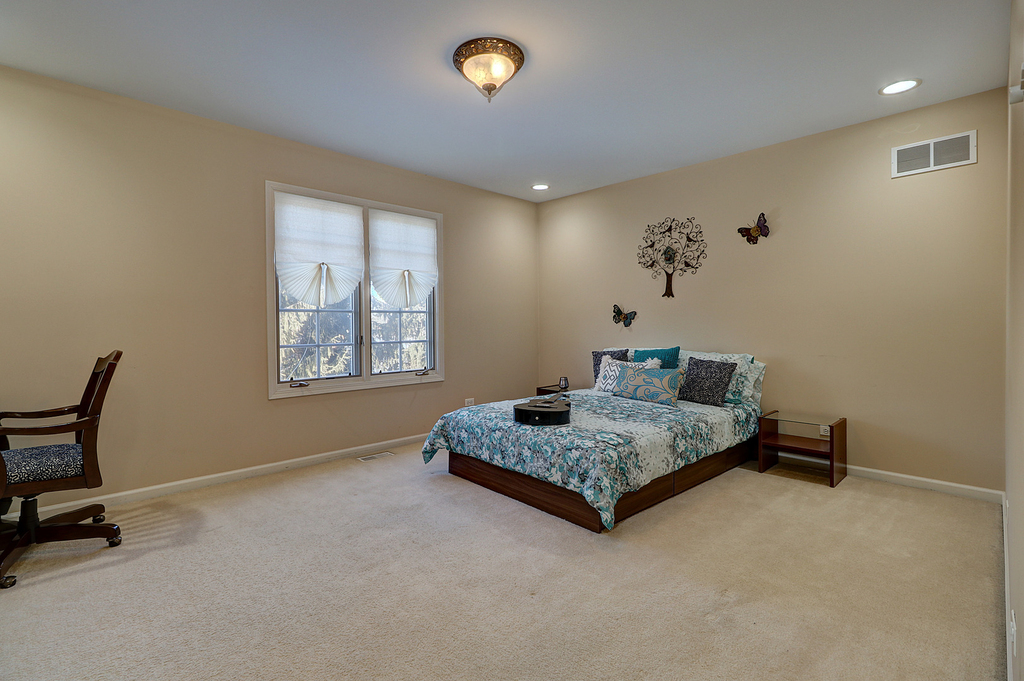 26025 Whispering Woods Circle - Photo 24