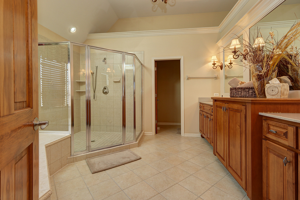 26025 Whispering Woods Circle - Photo 20