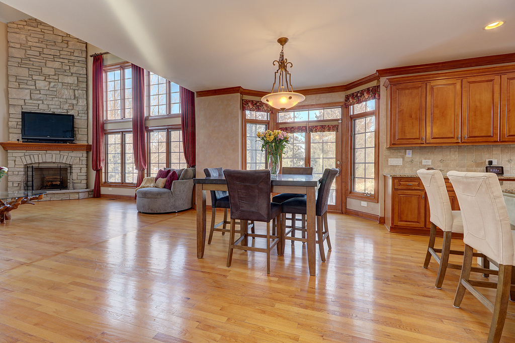 26025 Whispering Woods Circle - Photo 11