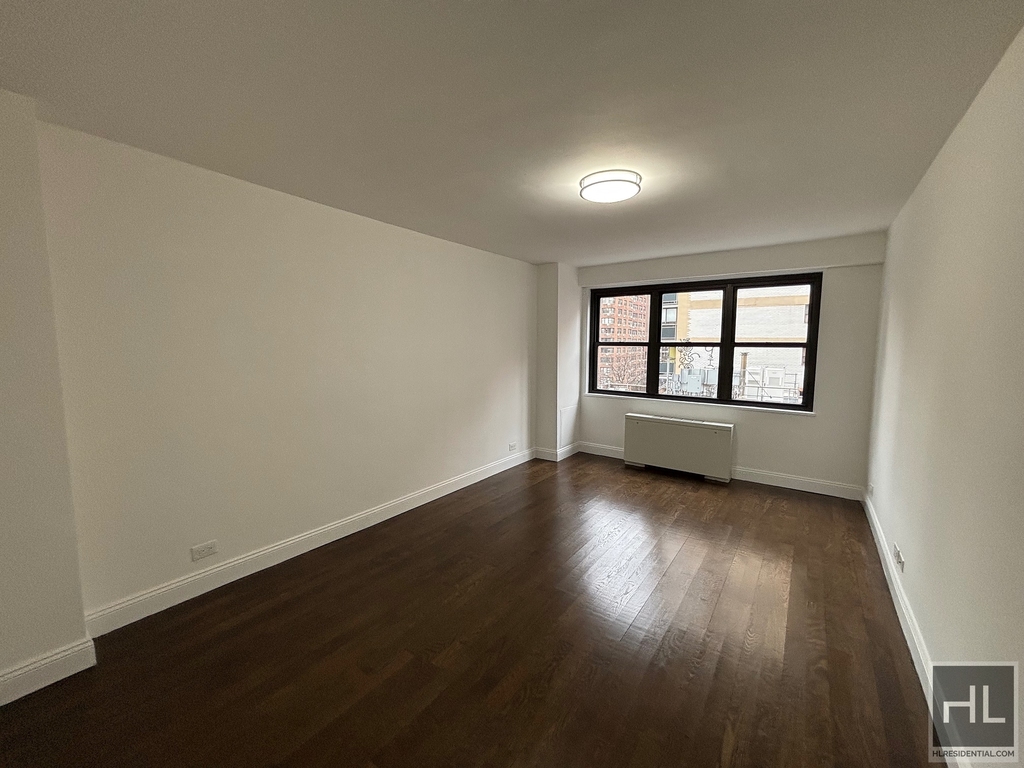 East 16 Avenue - Photo 21