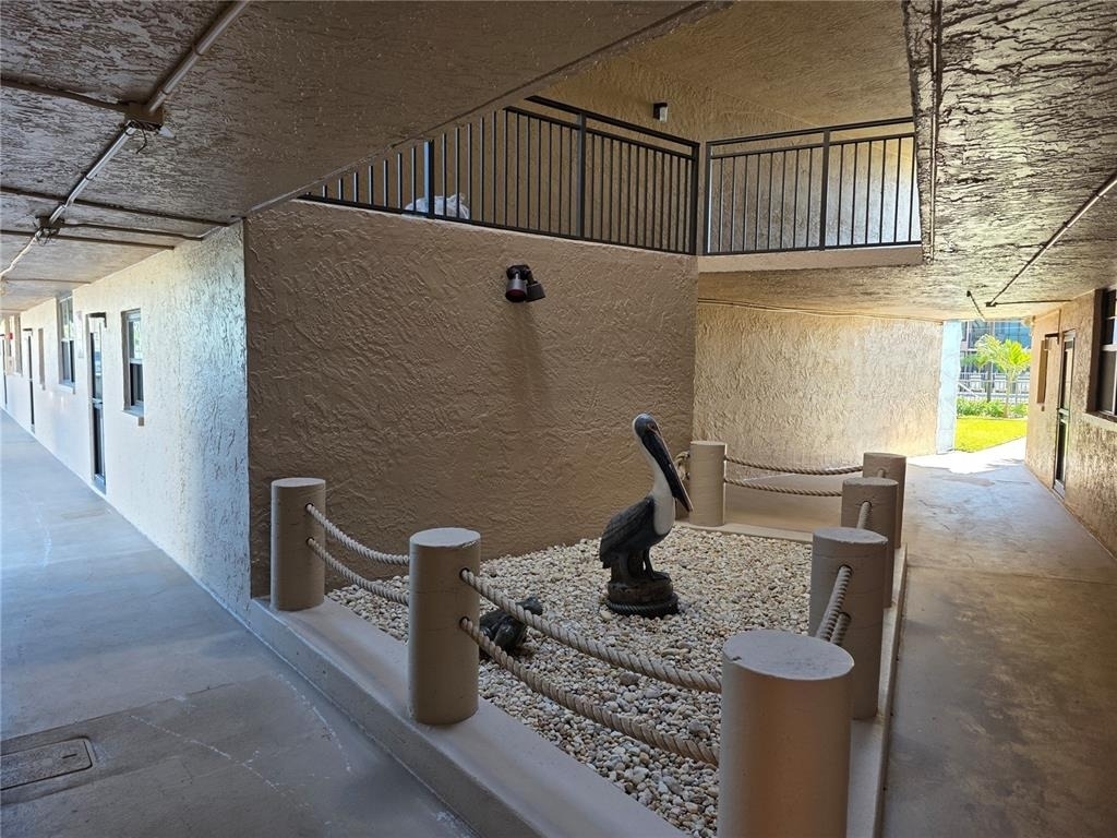 17580 Gulf Boulevard - Photo 33