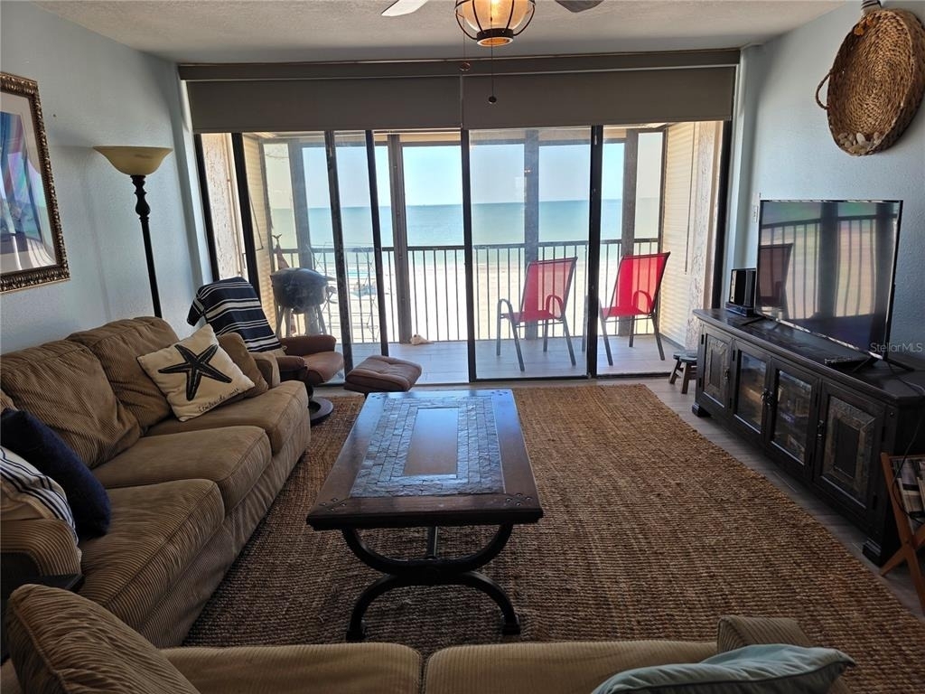 17580 Gulf Boulevard - Photo 3