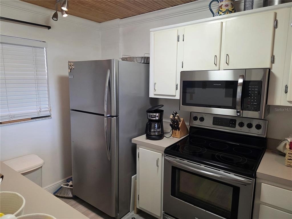 17580 Gulf Boulevard - Photo 25