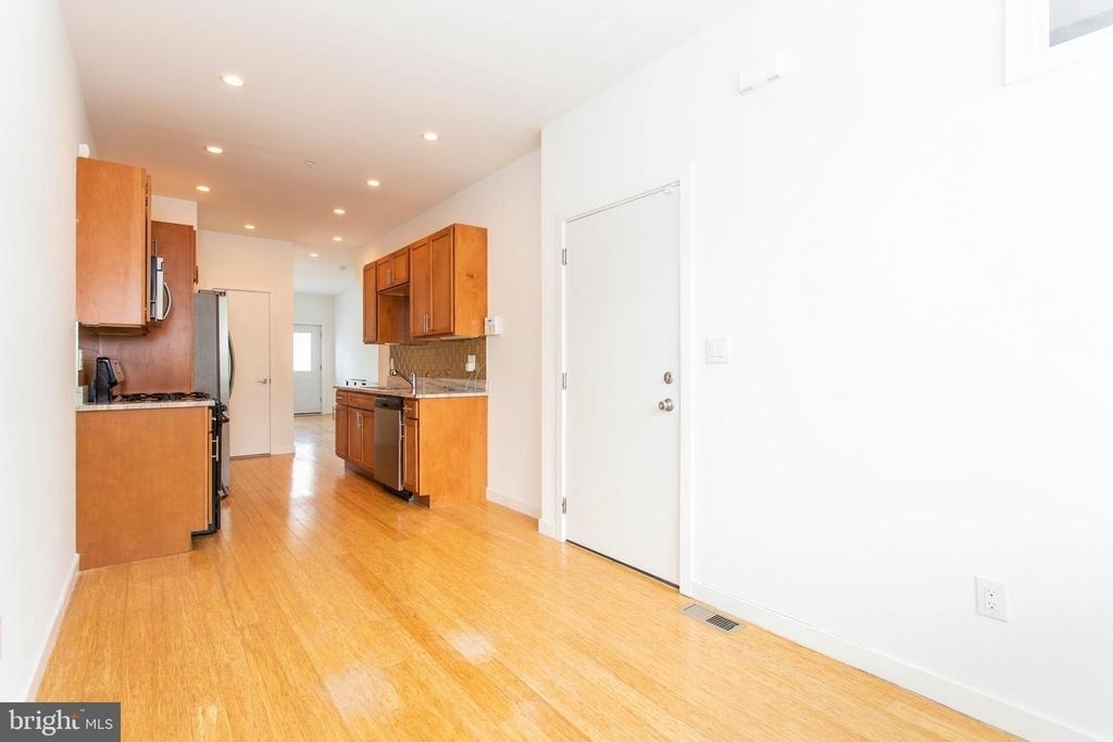 1519 Ogden Street - Photo 5