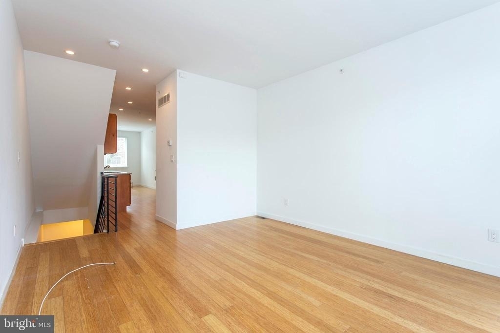 1519 Ogden Street - Photo 9