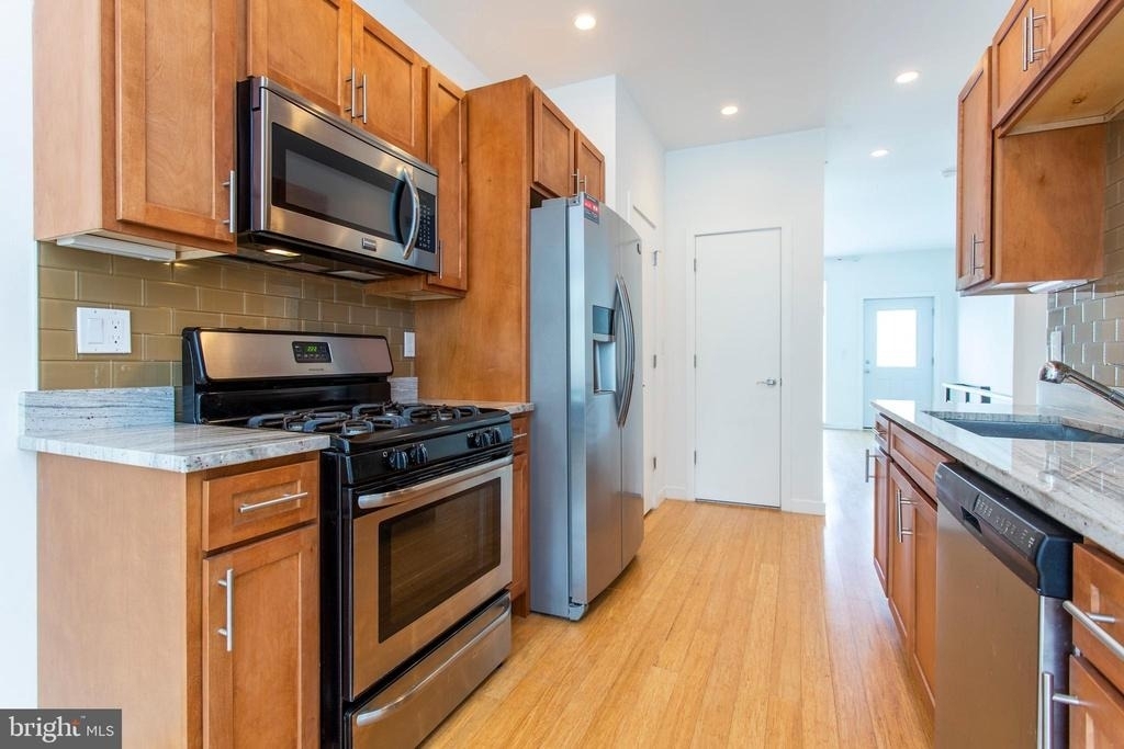 1519 Ogden Street - Photo 6