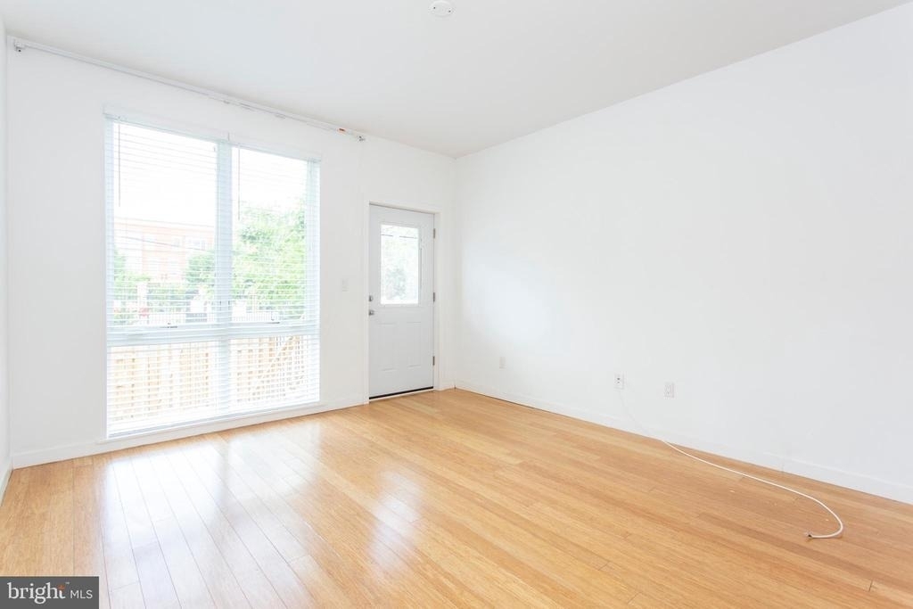 1519 Ogden Street - Photo 2