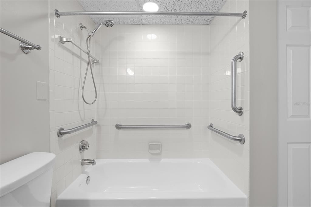 411 1st Avenue N - Photo 12