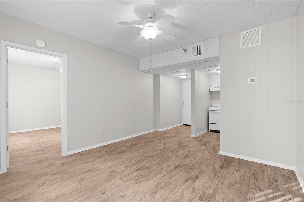 411 1st Avenue N - Photo 5