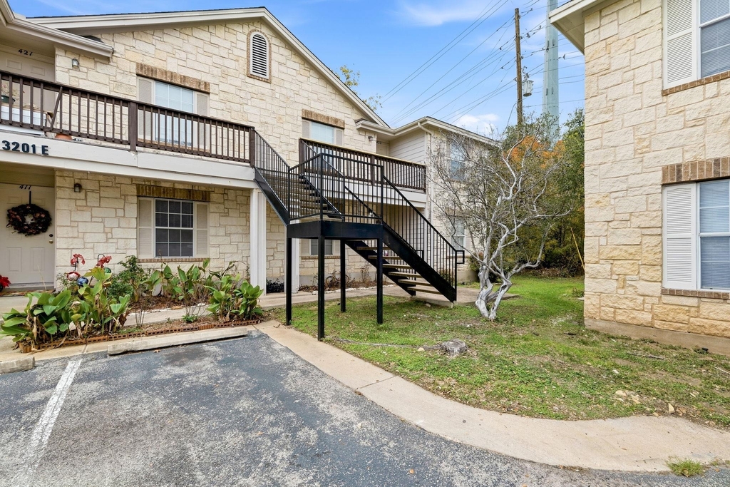 3201e El Salido Pkwy - Photo 1