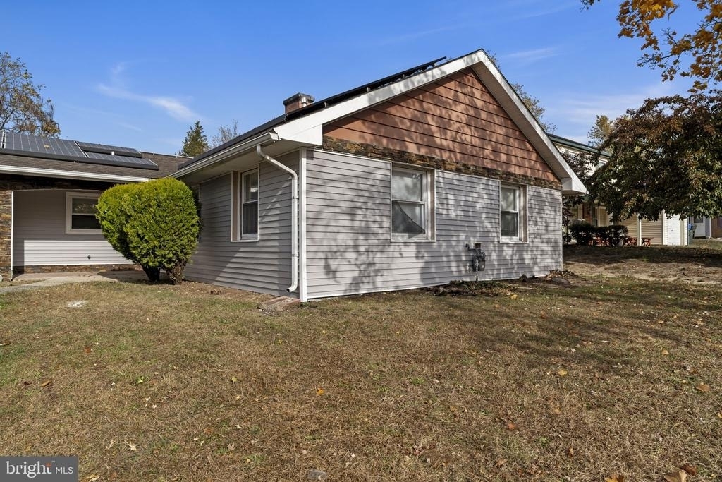 5 Burgess Lane - Photo 1