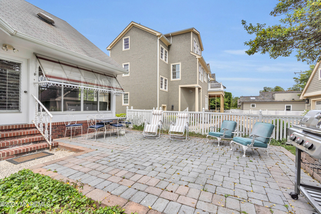 208 Trenton Boulevard - Photo 22