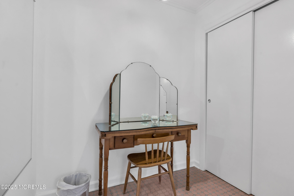 208 Trenton Boulevard - Photo 14
