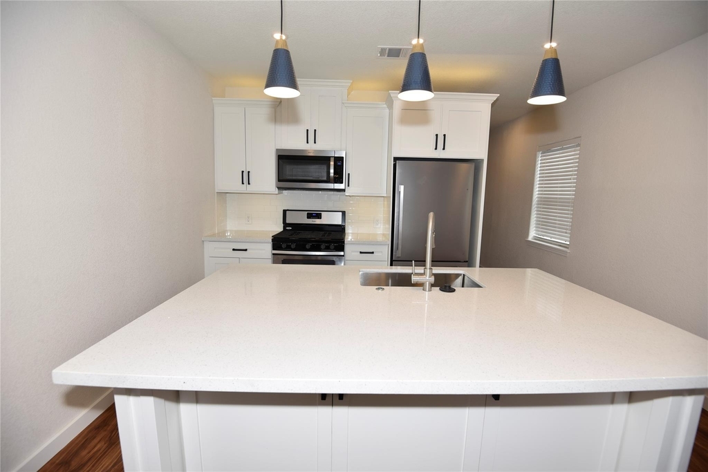 4322 Allen Street - Photo 14