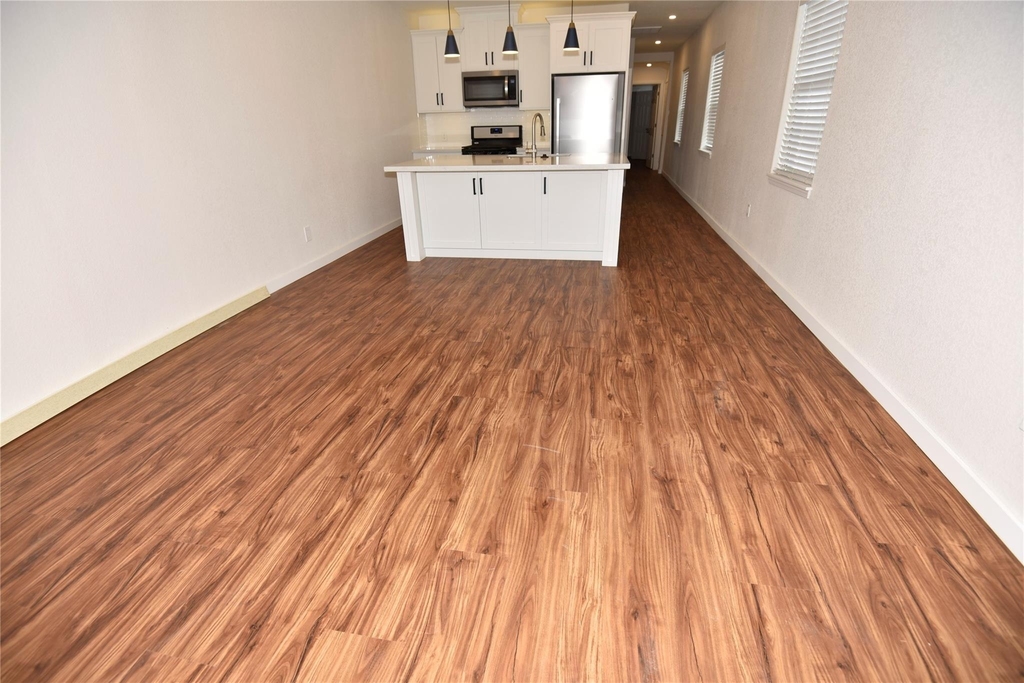 4322 Allen Street - Photo 4