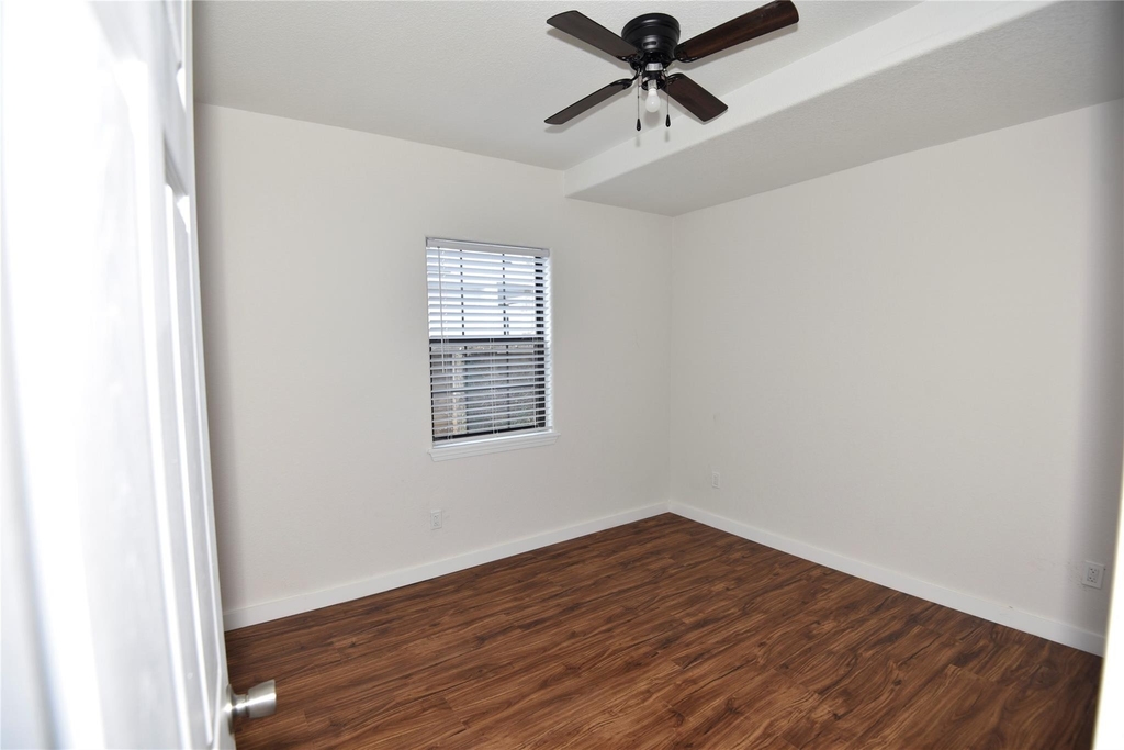 4322 Allen Street - Photo 8