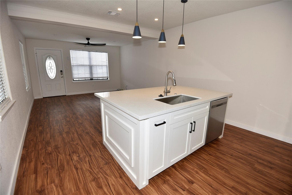 4322 Allen Street - Photo 2