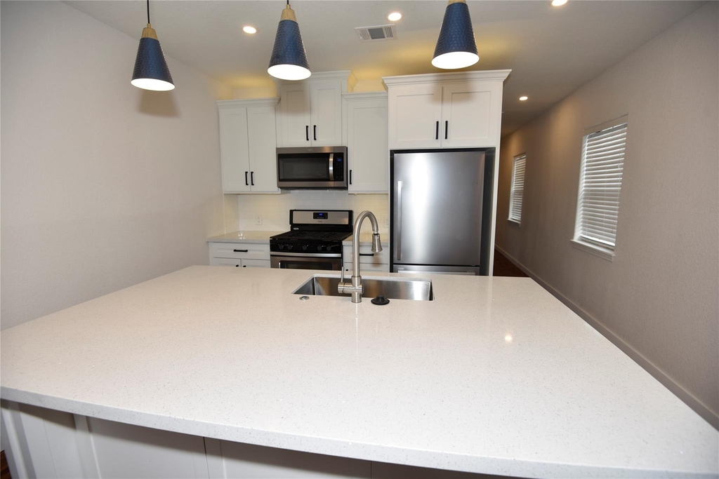 4322 Allen Street - Photo 13