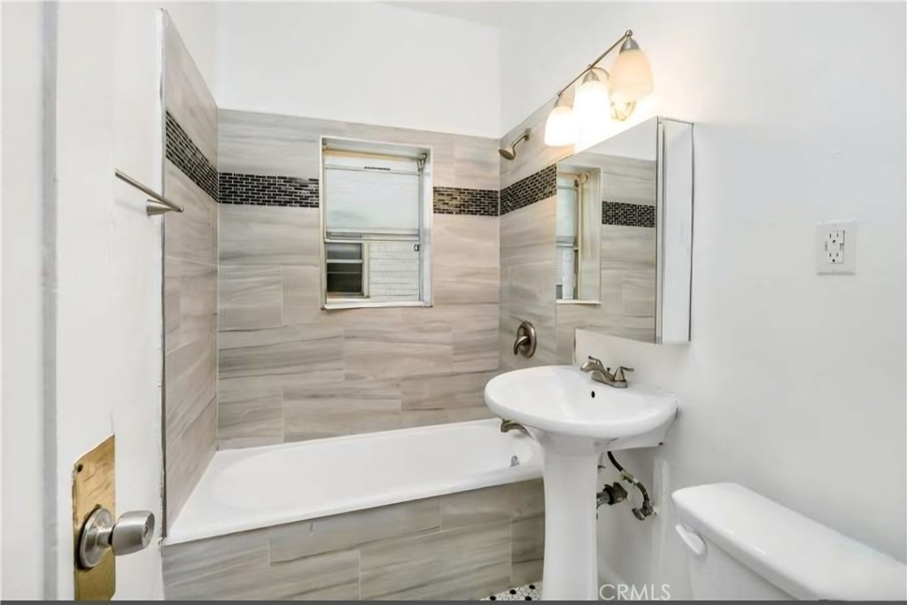 3408 W Sunset Blvd - Photo 5