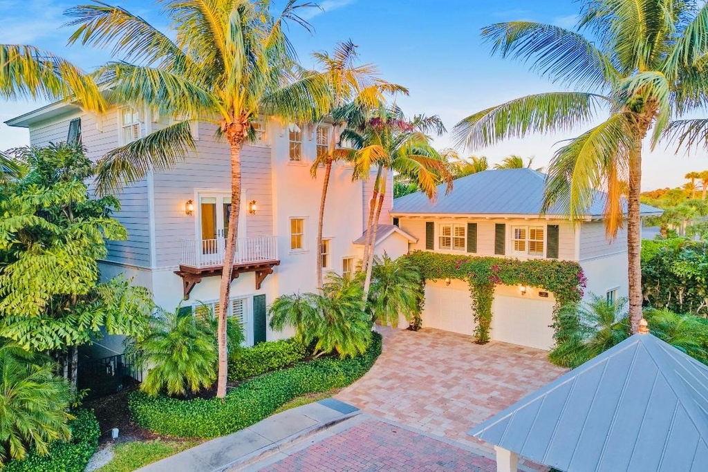 111 Beachwalk Lane - Photo 3