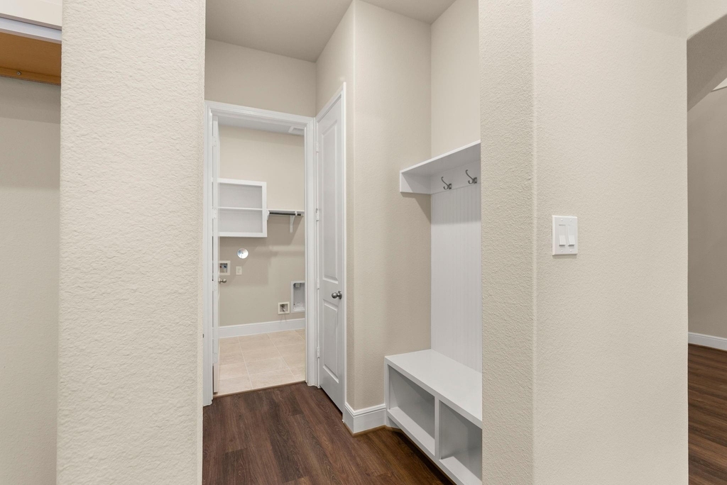 10507 Halley Lane - Photo 22