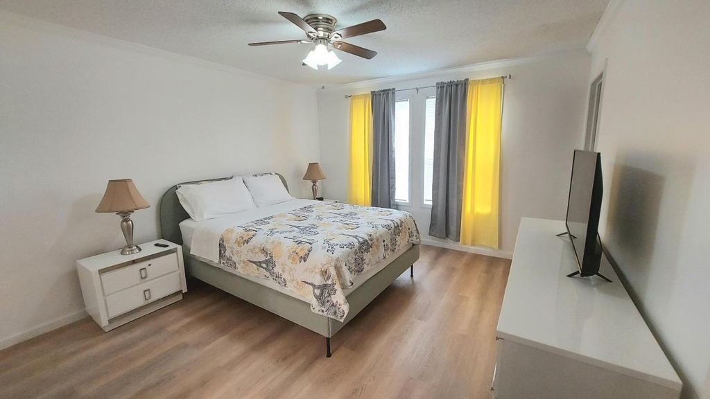 1401 W 9th Street - Photo 4